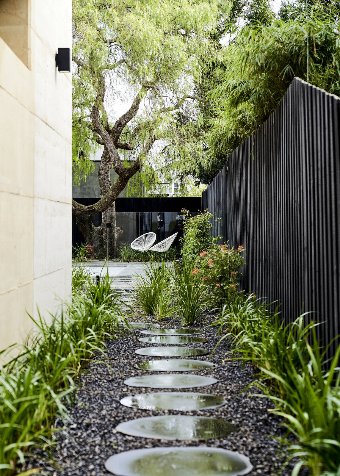 Kanowna side path